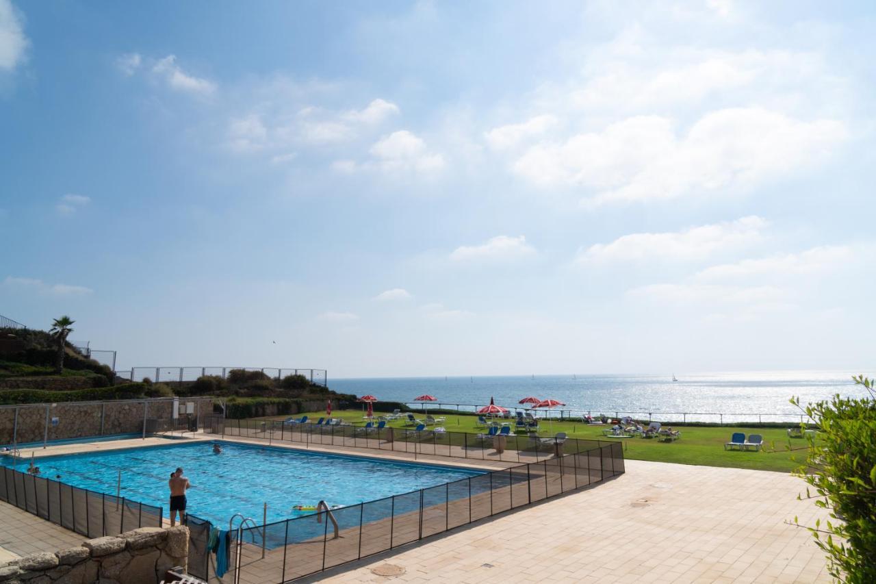 Sea View Stylish 1Br With Balcony By Beachfront Stay Herzliya Экстерьер фото
